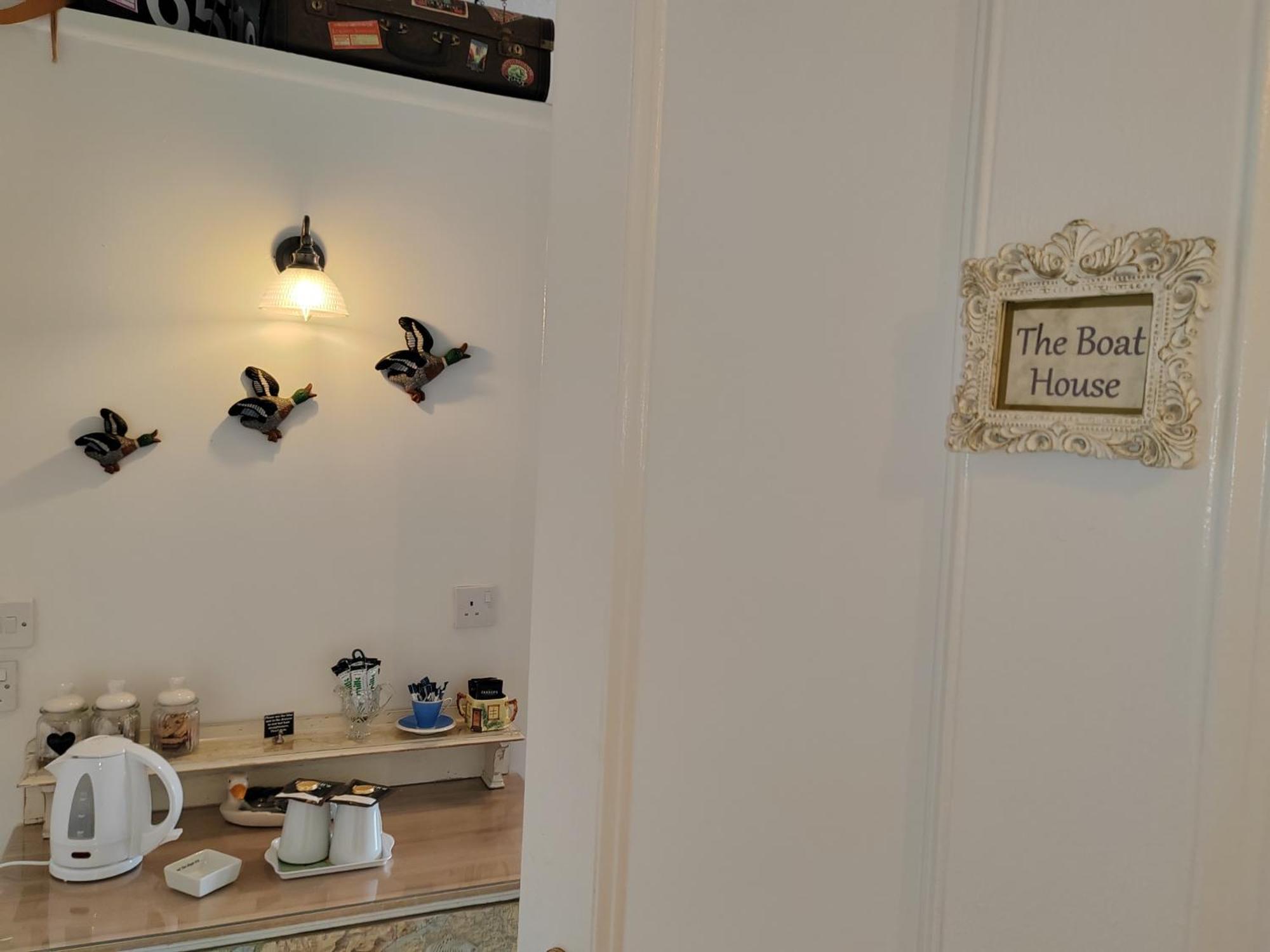 Puddle Duck Lodge - Adults Only Bowness-on-Windermere Zimmer foto