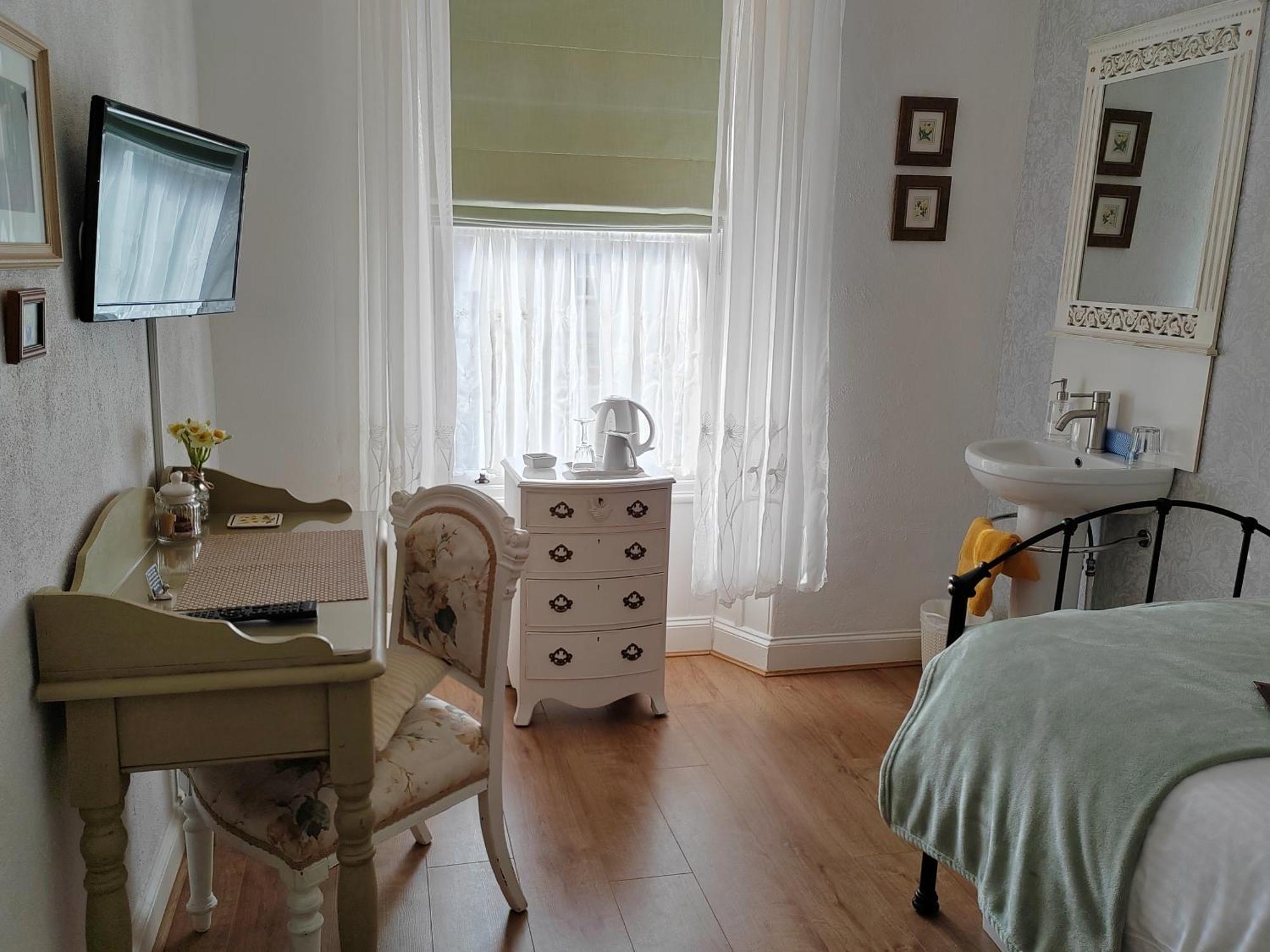 Puddle Duck Lodge - Adults Only Bowness-on-Windermere Zimmer foto